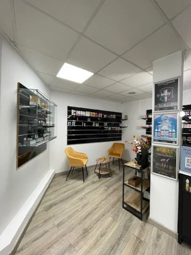 Équipe boutique +2 VAPE vape shop Les Pennes Mirabeau 13170